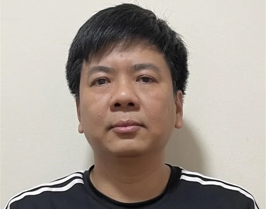 Kế to&aacute;n trưởng ch&iacute;nh l&agrave; người chủ động tố c&aacute;o Shark Thủy đưa hối lộ 32 tỉ đồng cho một phụ nữ- Ảnh 1.