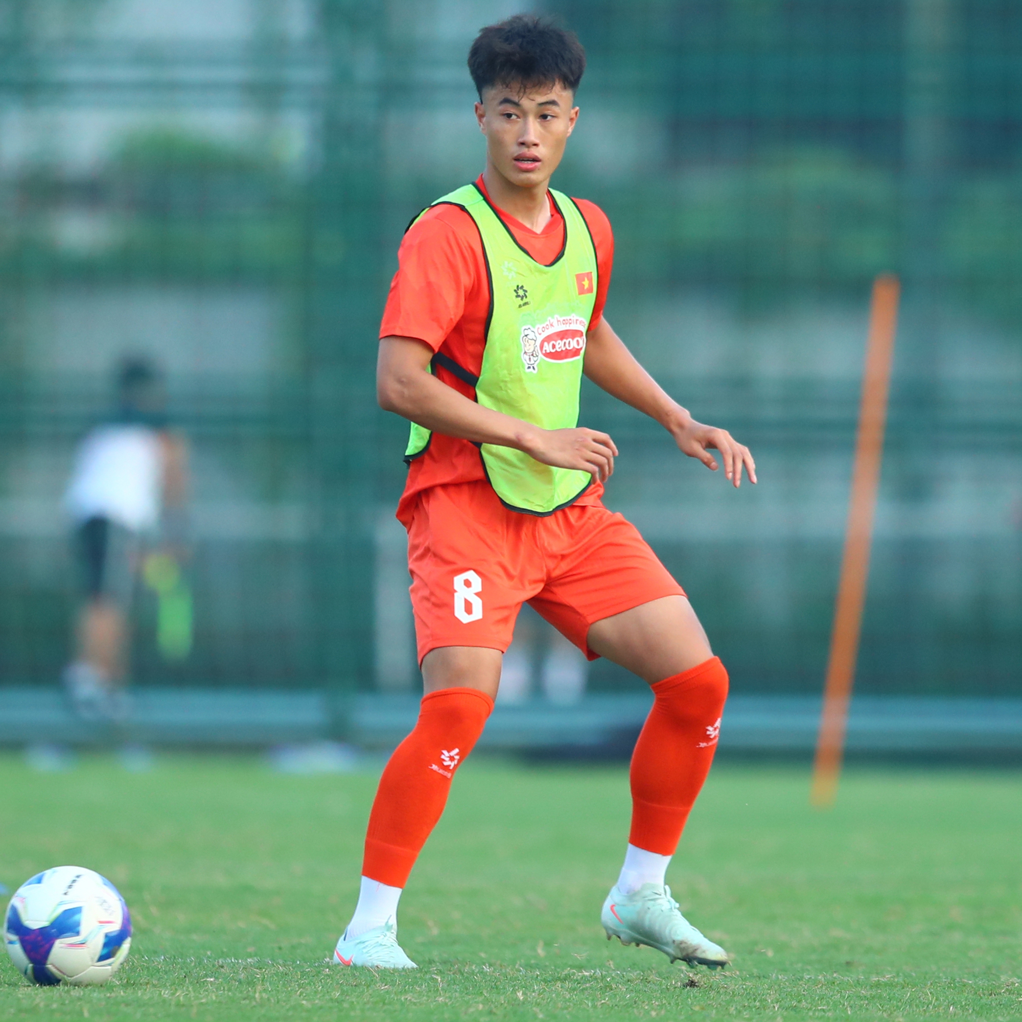 Tuyển thủ Việt Nam nhập viện gấp sau trận gặp Hàn Quốc, bỏ ngỏ khả năng dự SEA Games- Ảnh 1. Tuyển thủ Việt Nam nhập viện gấp sau trận gặp Hàn Quốc, bỏ ngỏ khả năng dự SEA Games- Ảnh 1.