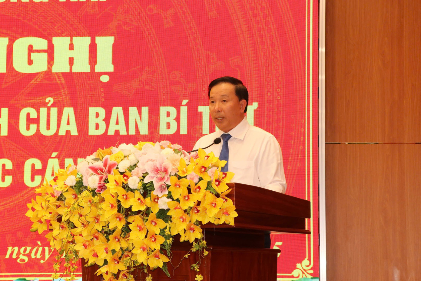 Ông Nguyễn Văn Út được bầu làm Chủ tịch UBND tỉnh Đồng Nai- Ảnh 1.