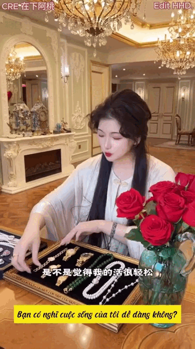 "Phú bà" xứ Trung sở hữu nhan sắc khiến mọi người ngẩn ngơ, cuộc sống trong biệt phủ 1.200m² xa hoa đến choáng váng- Ảnh 3.