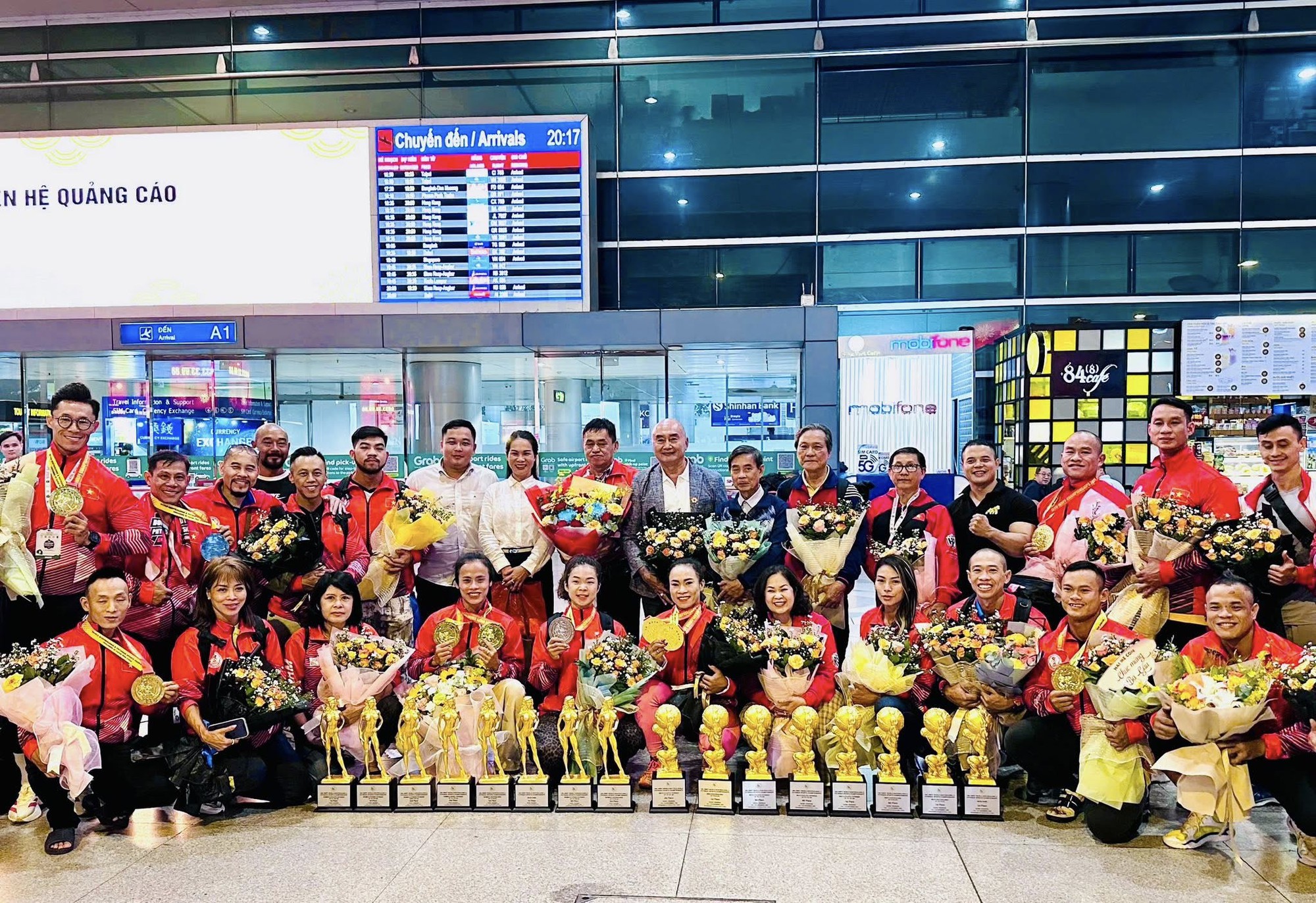 Ngày về rạng rỡ của đội tuyển thể hình với ngôi á quân thế giới- Ảnh 3. Ngày về rạng rỡ của đội tuyển thể hình với ngôi á quân thế giới- Ảnh 3.