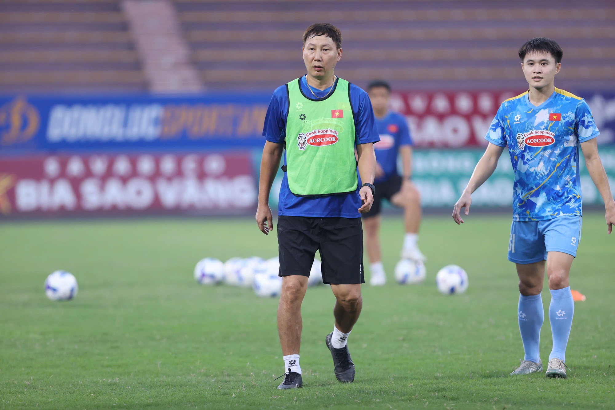 HLV Kim Sang-sik h&eacute; lộ t&igrave;nh trạng của Xu&acirc;n Son, đặt KPI cho ng&agrave;y tr&ograve; cưng t&aacute;i xuất tuyển Việt Nam- Ảnh 3.