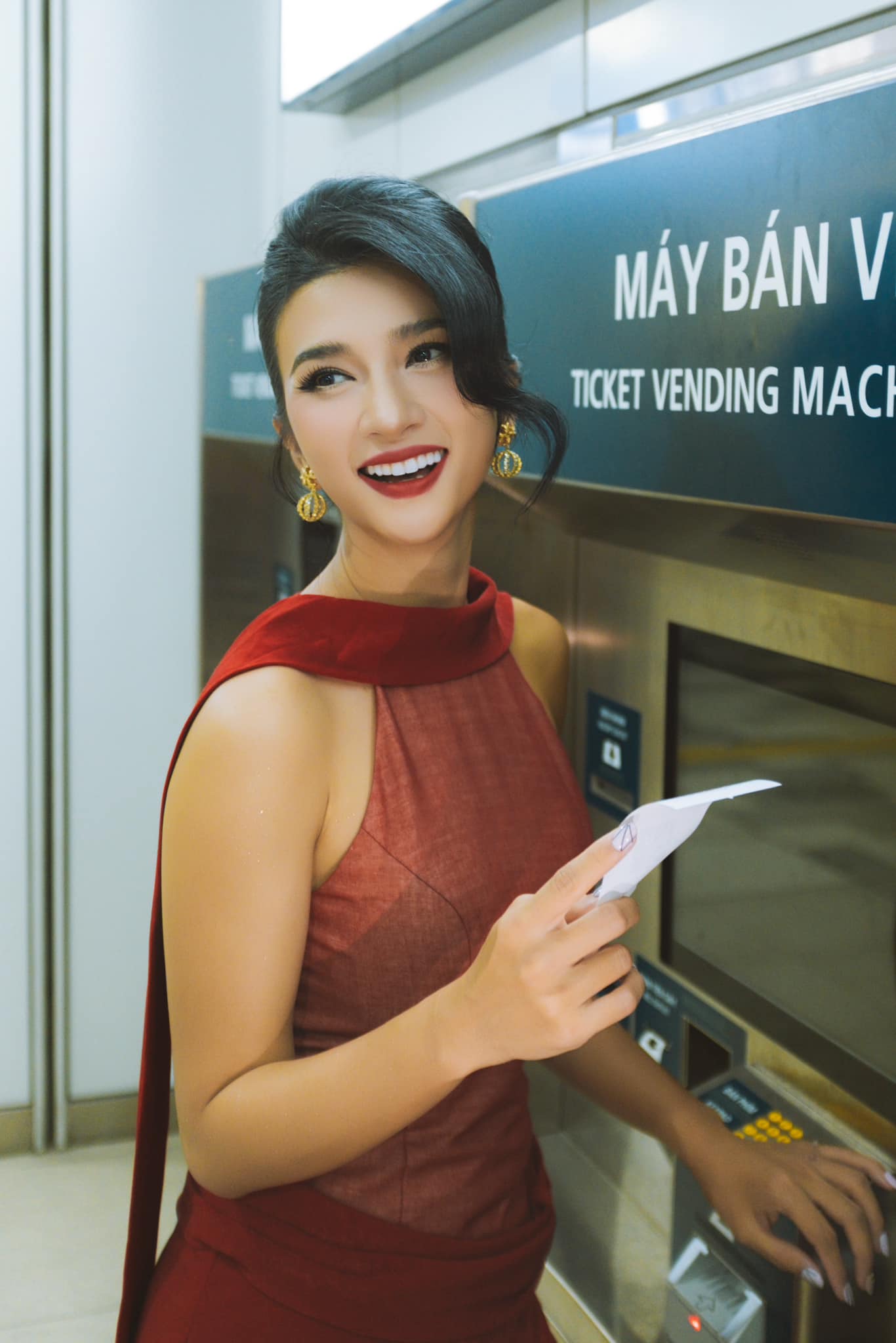 Kim Tuyến chính là tuyệt sắc mỹ nhân, đặt ngang hàng với Hà Tăng được- Ảnh 9. Kim Tuyến chính là tuyệt sắc mỹ nhân, đặt ngang hàng với Hà Tăng được- Ảnh 9.