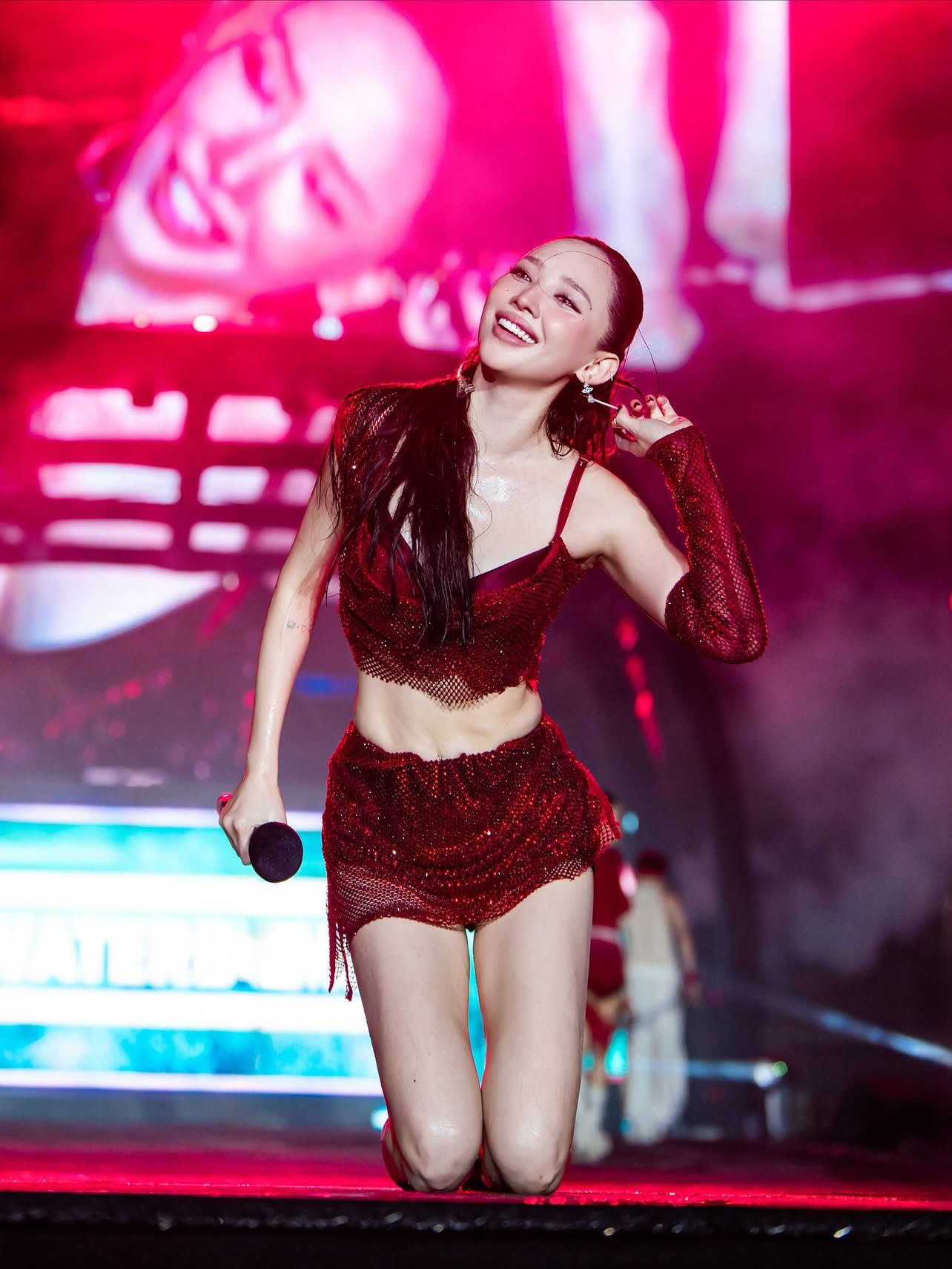 "Khó thở" vì Tóc Tiên- Ảnh 3. "Khó thở" vì Tóc Tiên- Ảnh 3.