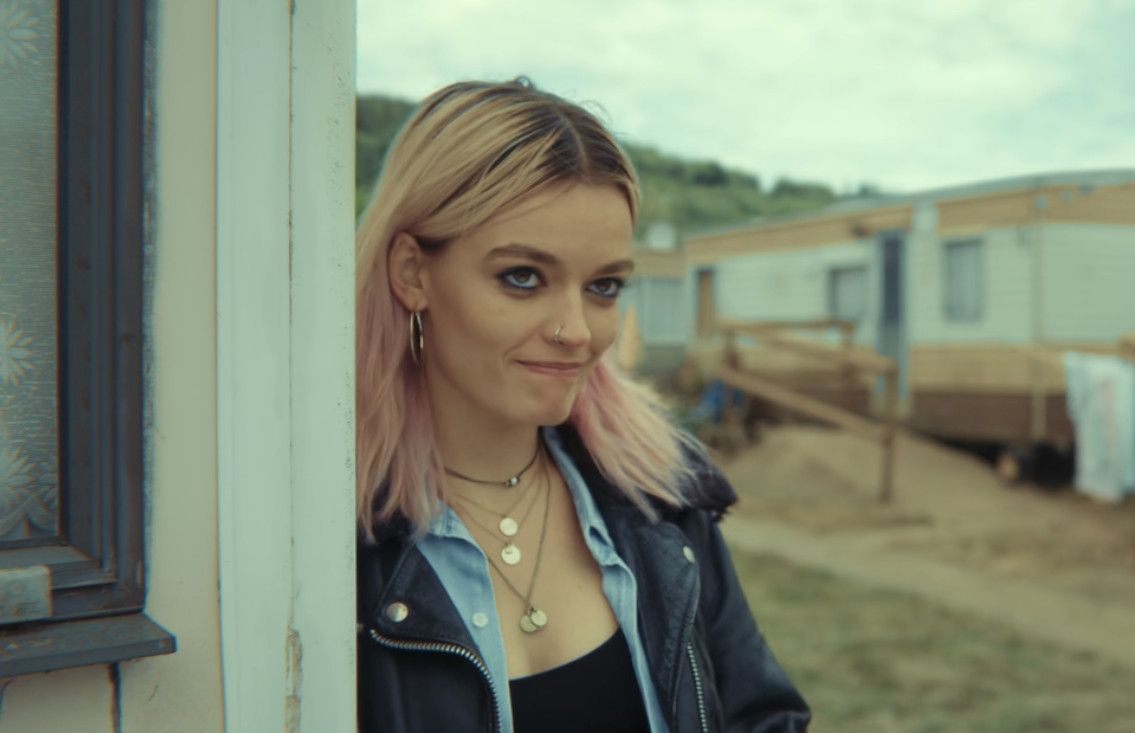 Xem phim Sex Education, tôi đã kịp thời cứu con gái mình khỏi cảnh lạc lối, thật không gì may mắn hơn- Ảnh 2.