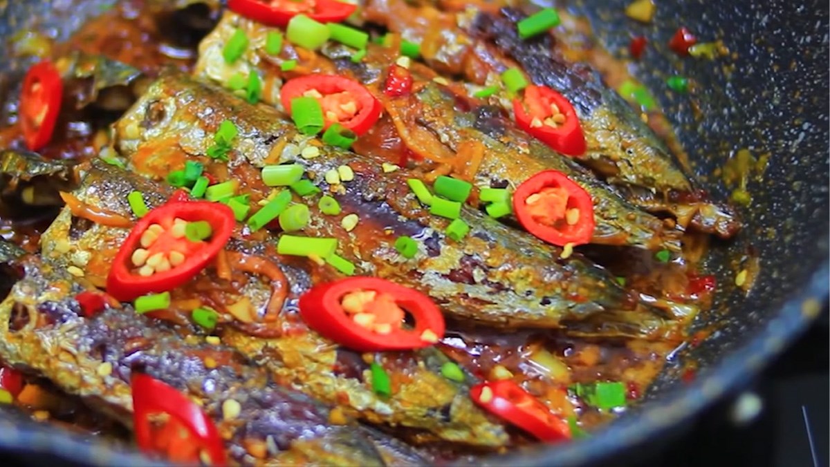 Loại cá bình dân nhiều protein gấp 6 lần sữa, nhiều omega-3 hơn cá hồi: Giảm mỡ máu, bổ tim- Ảnh 3.