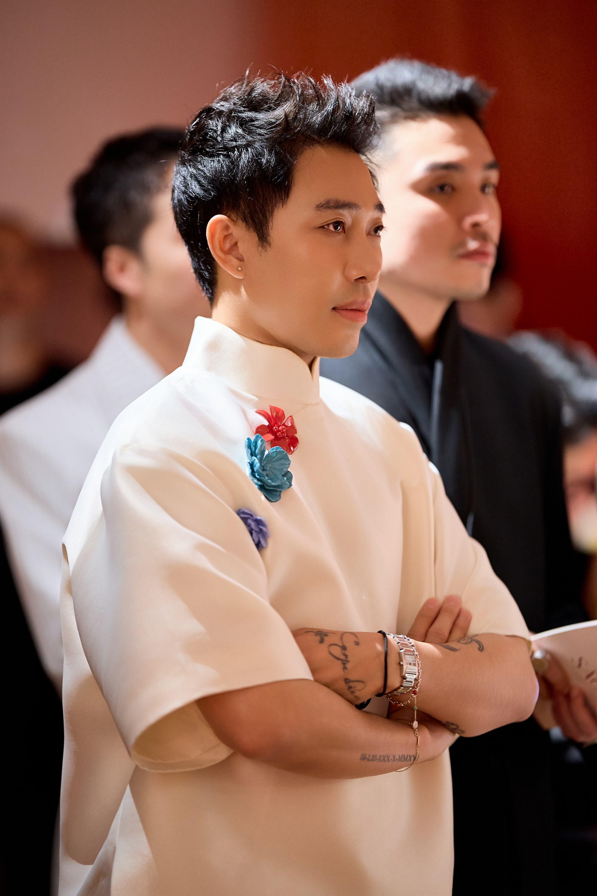 Hoàng Ku làm cố vấn sáng tạo triển lãm "Sắc"- Ảnh 1. Hoàng Ku làm cố vấn sáng tạo triển lãm "Sắc"- Ảnh 1.