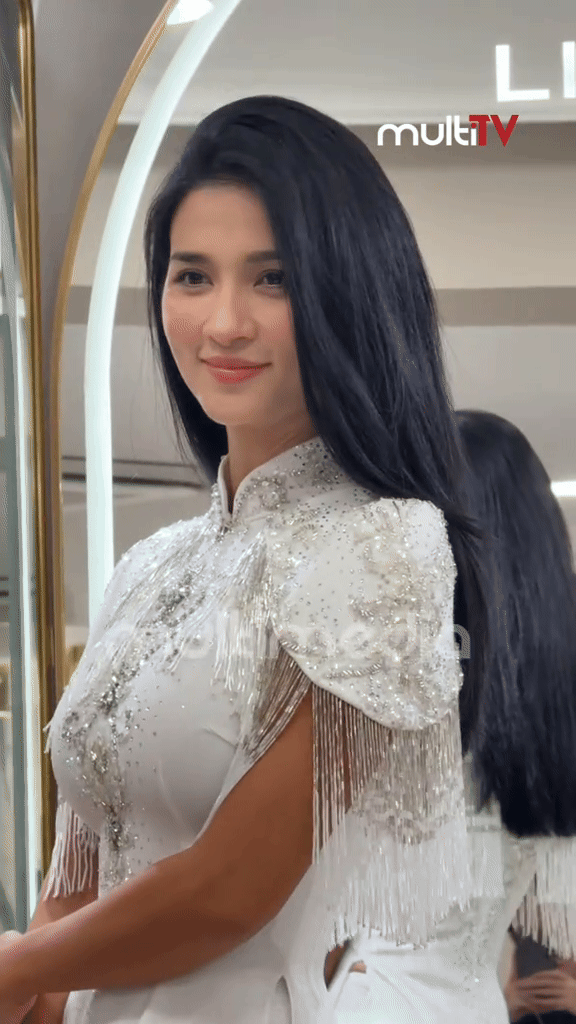 Kim Tuyến chính là tuyệt sắc mỹ nhân, đặt ngang hàng với Hà Tăng được- Ảnh 5. Kim Tuyến chính là tuyệt sắc mỹ nhân, đặt ngang hàng với Hà Tăng được- Ảnh 5.