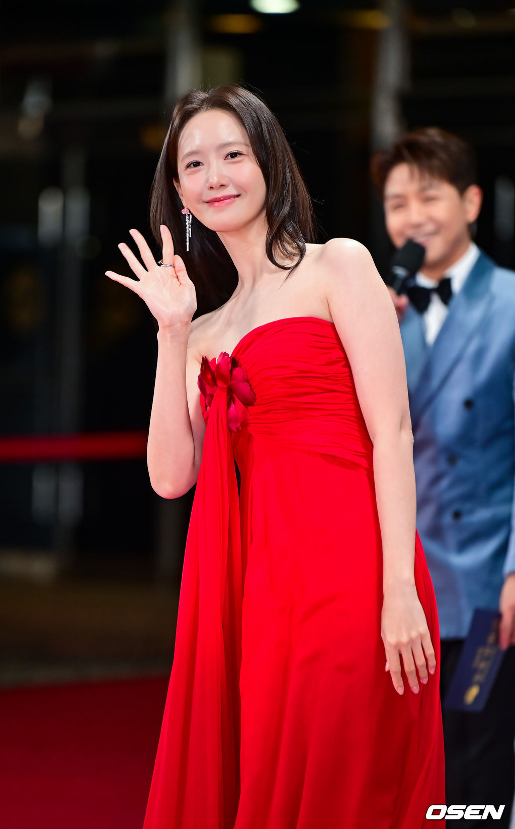 Mỹ nhân đẹp nhất Rồng Xanh 2025 đây rồi: Nhan sắc tuyệt đỉnh nhân gian, 1000 năm nữa vẫn là bà tổ visual- Ảnh 2.