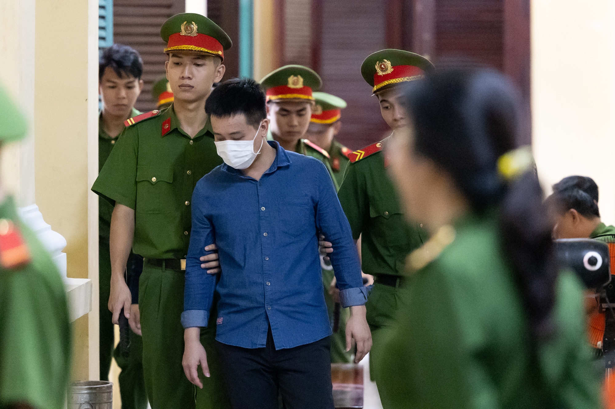 CLIP: Quang Linh Vlogs xin lỗi người đ&atilde; y&ecirc;u thương, nhắc đến bố mẹ trong lời n&oacute;i sau c&ugrave;ng- Ảnh 3.