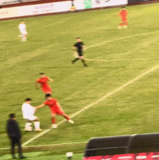 Tuyển Trung Quốc mất cúp cay đắng, nhà báo bức xúc: "Phải treo giò cầu thủ bị thẻ đỏ 5 trận"- Ảnh 1.