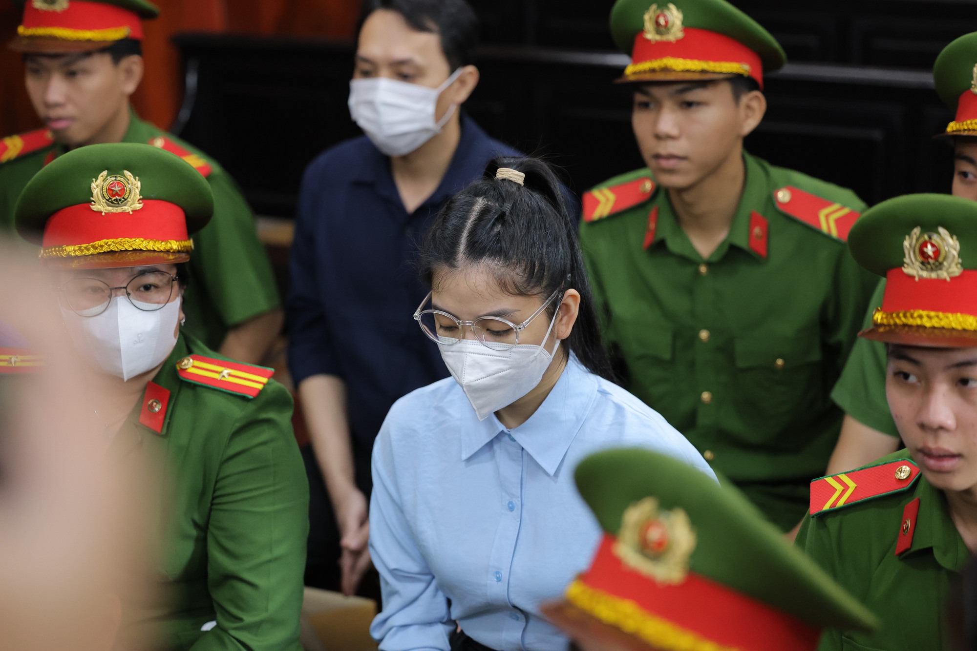 Tôn Bằng lên tiếng về Hằng Du Mục sau khi nghe lời khai tại tòa- Ảnh 2. Tôn Bằng lên tiếng về Hằng Du Mục sau khi nghe lời khai tại tòa- Ảnh 2.