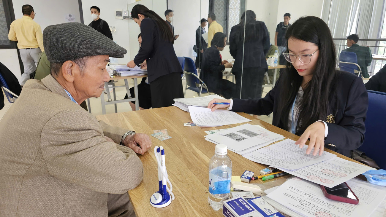 Mở bán nhà ở xã hội từ 900 triệu đồng/căn tại Hà Nội: Mời công an giám sát, dẹp 'cò mồi’ trục lợi- Ảnh 4.