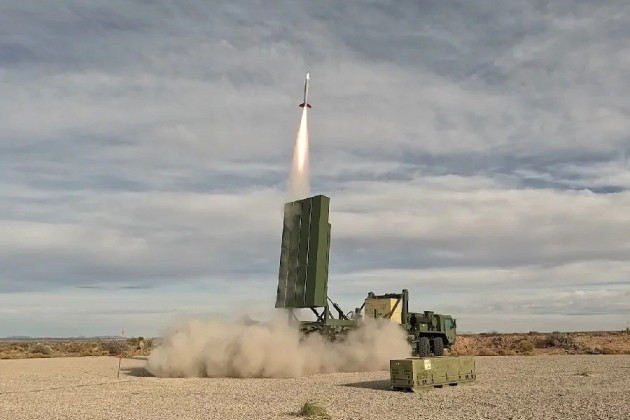 Tên lửa siêu thanh rẻ nhất tầm xa 800 km thay đổi hoàn toàn Lục quân Mỹ- Ảnh 1.