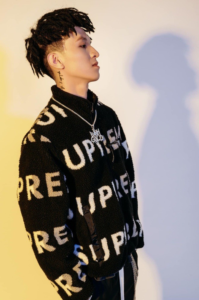 Thẩm định lại lý lịch nghệ sĩ- Ảnh 1.