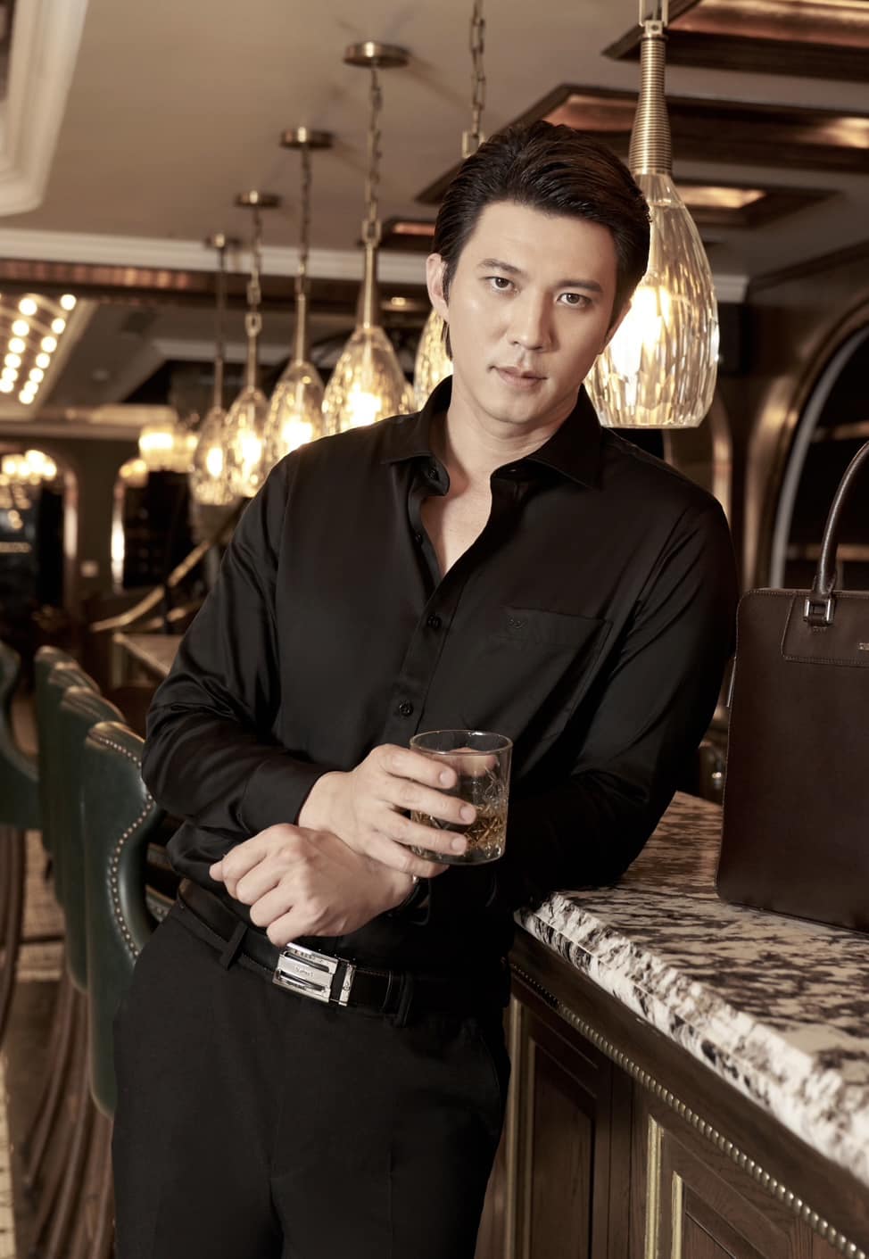 Tổng tài phim giờ vàng: Quá khứ làm bốc vác ở TP.HCM, giờ là chủ homestay, xây biệt thự, cưới hot girl- Ảnh 5. Tổng tài phim giờ vàng: Quá khứ làm bốc vác ở TP.HCM, giờ là chủ homestay, xây biệt thự, cưới hot girl- Ảnh 5.