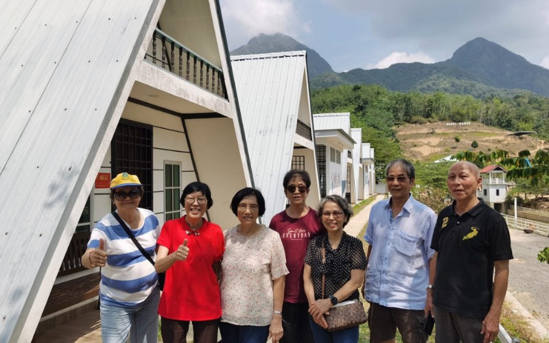 Bố chồng đi họp lớp về muộn, mẹ chồng lục tìm thấy 1 thứ liền hét lên đòi ly hôn- Ảnh 1. Bố chồng đi họp lớp về muộn, mẹ chồng lục tìm thấy 1 thứ liền hét lên đòi ly hôn- Ảnh 1.