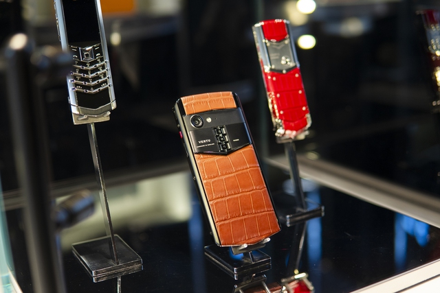 Vertu cảnh báo - Ảnh 1.