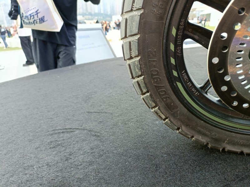 Honda Square X 125: Mẫu xe ga siêu dị, gây sốt giới trẻ với kiểu dáng vuông vức chưa từng có- Ảnh 8. Honda Square X 125: Mẫu xe ga siêu dị, gây sốt giới trẻ với kiểu dáng vuông vức chưa từng có- Ảnh 8.