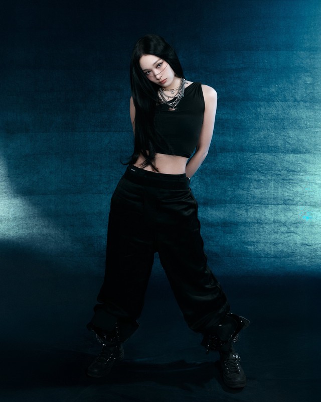 Tài phiệt đi làm ca sĩ bị theo dõi- Ảnh 6. Tài phiệt đi làm ca sĩ bị theo dõi- Ảnh 6.