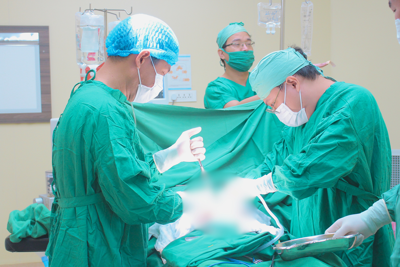 Nam thanh niên thủng ruột vì thói quen phổ biến ở giới trẻ- Ảnh 1. Nam thanh niên thủng ruột vì thói quen phổ biến ở giới trẻ- Ảnh 1.