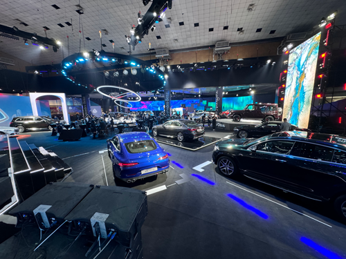 Hãng ô tô đua nhau "ra riêng"- Ảnh 1. Hãng ô tô đua nhau "ra riêng"- Ảnh 1.