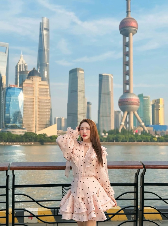 Bảo Thy đẹp hơn sau gần 2 thập kỷ- Ảnh 18. Bảo Thy đẹp hơn sau gần 2 thập kỷ- Ảnh 18.