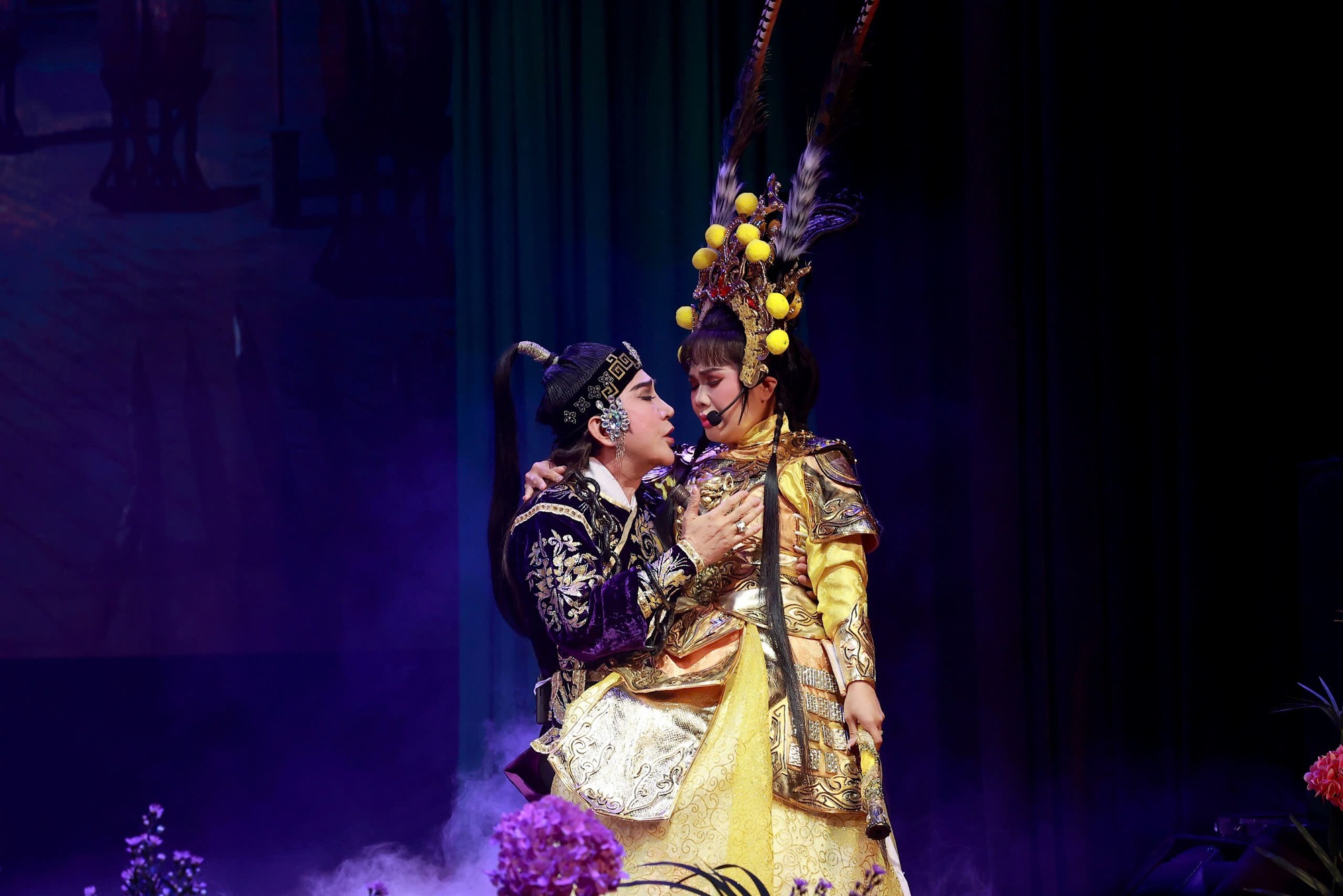 Ngọc Bảo Vy hóa Thần Nữ, diễn thăng hoa cùng vợ chồng NSƯT Kim Tử Long- Ảnh 3.