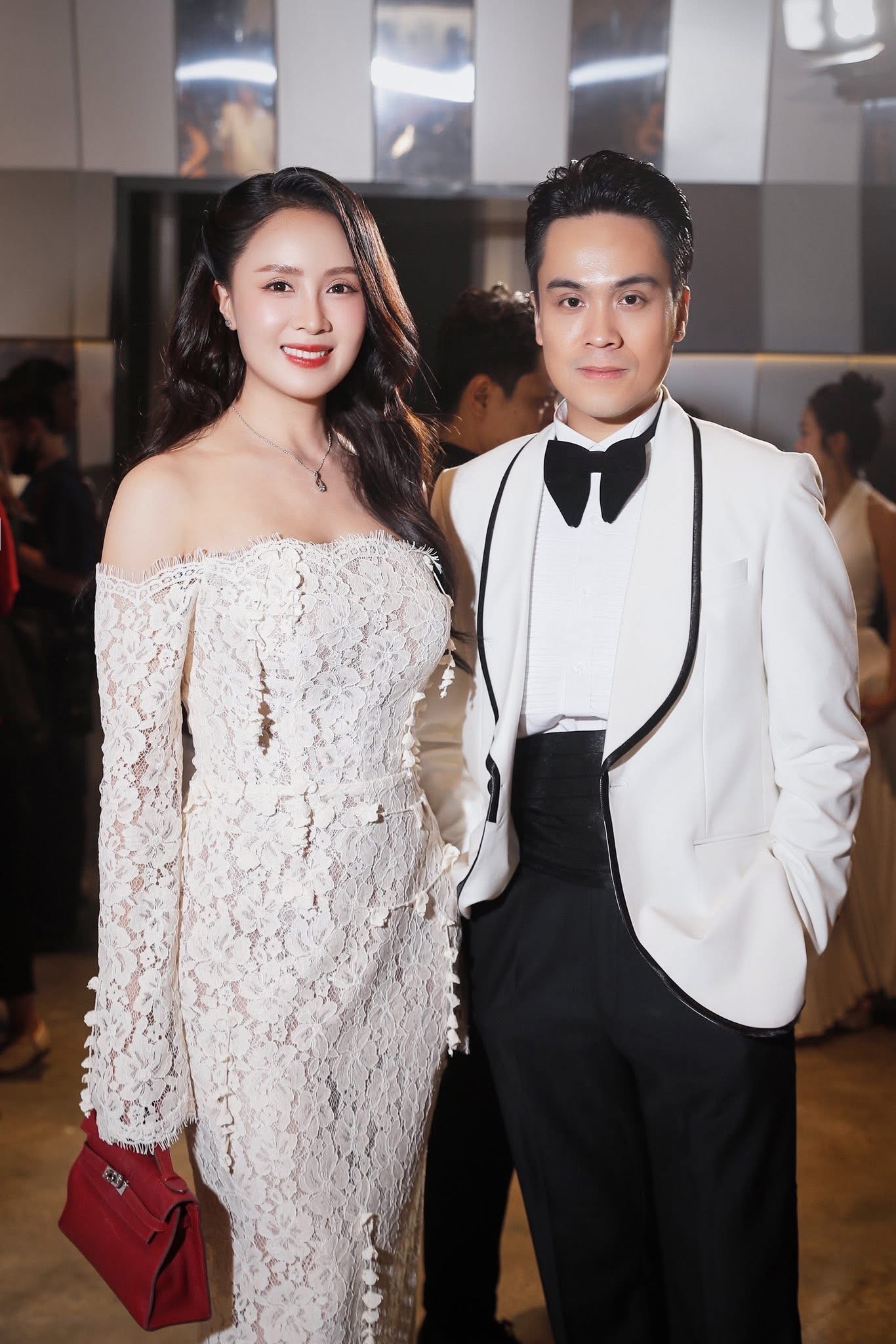 Tuổi trung niên của Hồng Diễm: Không ai hơn được người đẹp nhất phim VTV- Ảnh 4. Tuổi trung niên của Hồng Diễm: Không ai hơn được người đẹp nhất phim VTV- Ảnh 4.