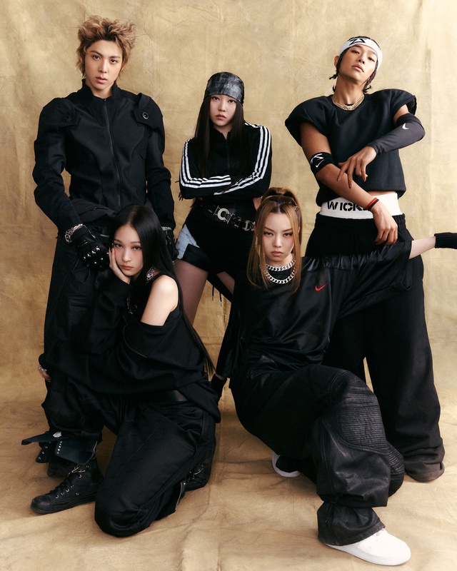 Tài phiệt đi làm ca sĩ bị theo dõi- Ảnh 4. Tài phiệt đi làm ca sĩ bị theo dõi- Ảnh 4.