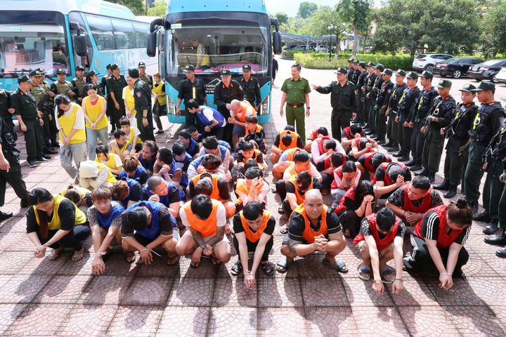 Bắt thêm 3 người trong đường dây lừa đảo hơn 300 tỷ đồng ở Campuchia- Ảnh 2.