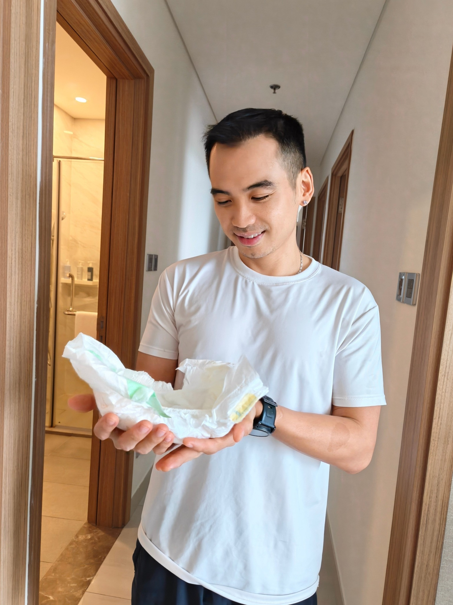 Chồng H'Hen Niê cứ làm sao ấy- Ảnh 4.