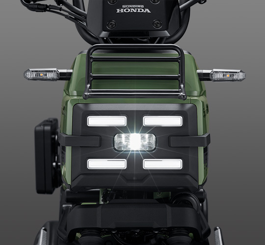 Honda Square X 125: Mẫu xe ga siêu dị, gây sốt giới trẻ với kiểu dáng vuông vức chưa từng có- Ảnh 15. Honda Square X 125: Mẫu xe ga siêu dị, gây sốt giới trẻ với kiểu dáng vuông vức chưa từng có- Ảnh 15.