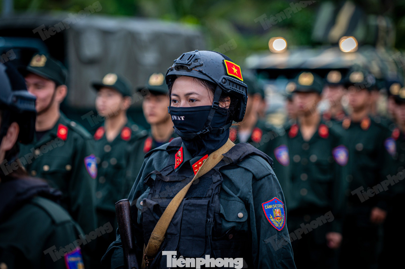 Cảnh sát đặc nhiệm Quảng Ninh dùng súng bắn tỉa và UAV diễn tập vây bắt khủng bố- Ảnh 19.