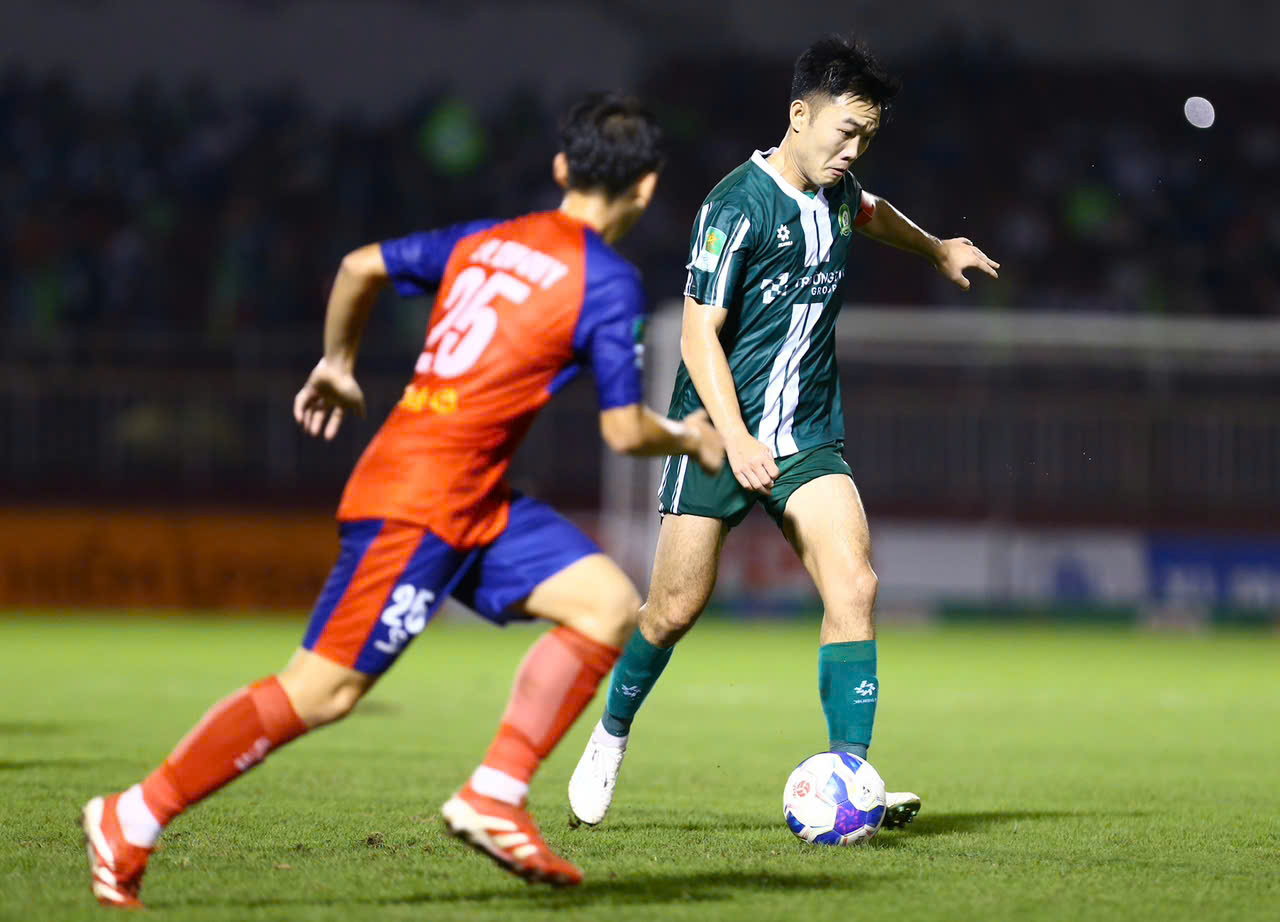 Công Phượng lên khán đài, Đồng Nai ngược dòng kịch tính trước đội chót bảng- Ảnh 2.