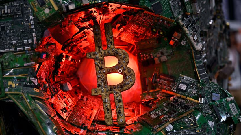 ‘Cú sảy chân’ từ mức vốn hóa 2.500 tỷ USD của Bitcoin và câu hỏi ‘liệu giá có thể tăng vì điều gì nữa?’- Ảnh 1.