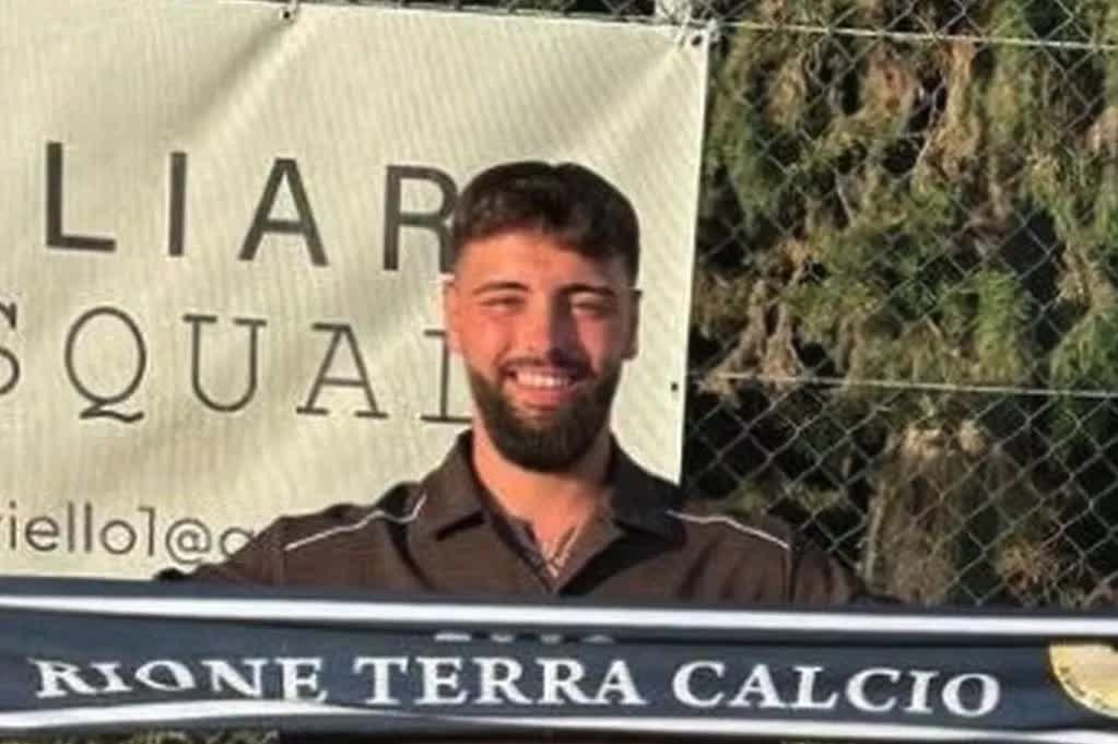 Cầu thủ 23 tuổi bị bắn tử vong vì vụ trả thù nhầm sau lùm xùm clip nhạy cảm- Ảnh 1.