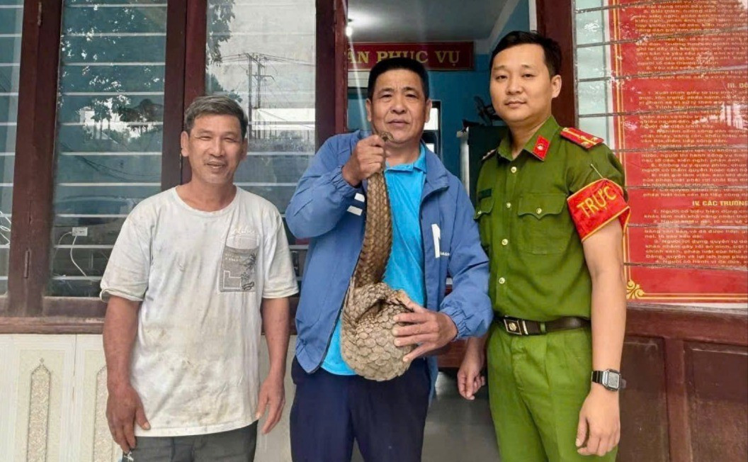 Phát hiện con vật quý hiếm trong sách đỏ khi đi làm đồng- Ảnh 2.