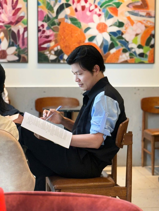 Nhạc sĩ Nguyễn Văn Chung đỗ đại học ở tuổi 42 - Ảnh 2.