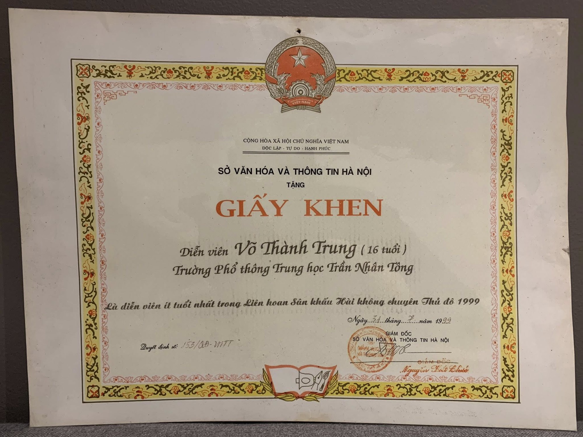 Nam sinh đen - gầy - nghịch từng l&agrave;m "đại ca" trường cấp 3, 24 năm sau trở lại trường xưa khiến tất cả trầm trồ- Ảnh 5.