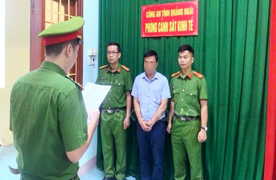 Khởi tố 2 lãnh đạo công ty liên quan vụ chôn lấp 117 tấn chất thải nguy hại- Ảnh 2. Khởi tố 2 lãnh đạo công ty liên quan vụ chôn lấp 117 tấn chất thải nguy hại- Ảnh 2.