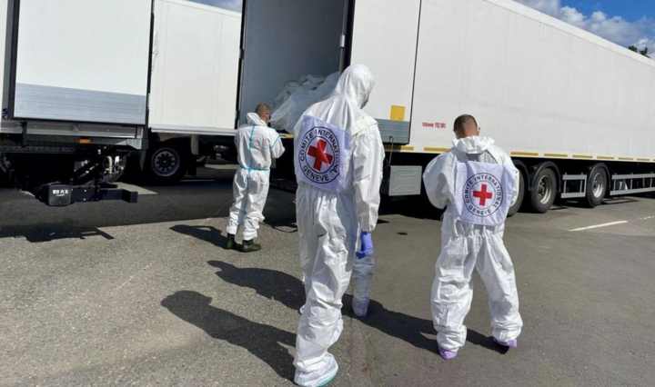 Ukraine nhận 1.000 thi thể binh lính tử nạn từ Nga- Ảnh 1.