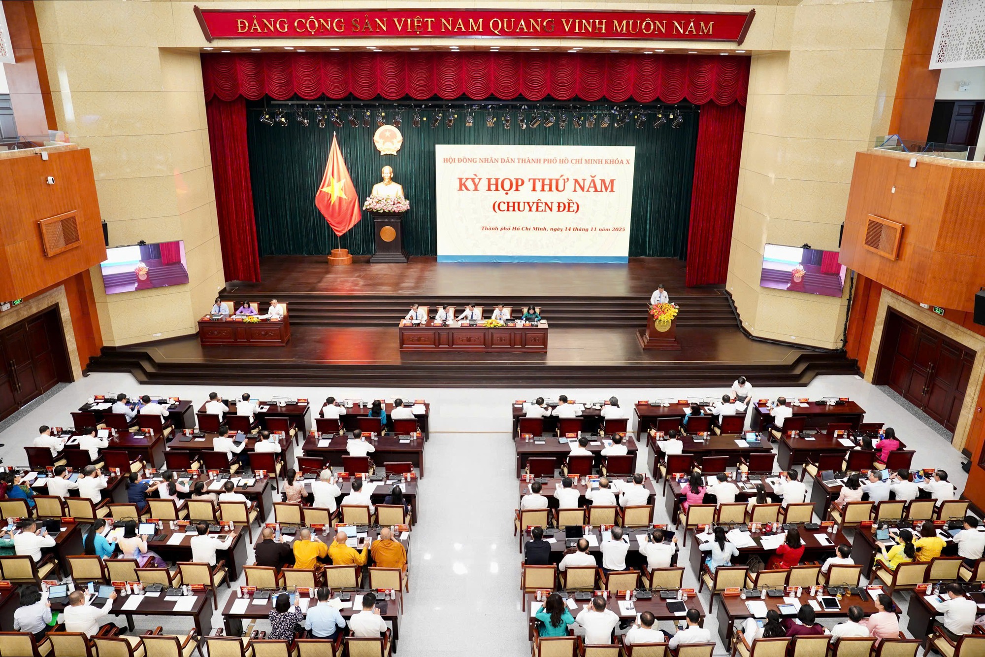 Quy định mới về số lượng Phó Chủ tịch UBND các tỉnh, thành phố- Ảnh 1.