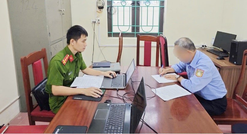 Xử phạt người đ&agrave;n &ocirc;ng x&uacute;c phạm Gi&aacute;m đốc C&ocirc;ng an TPHCM- Ảnh 1.