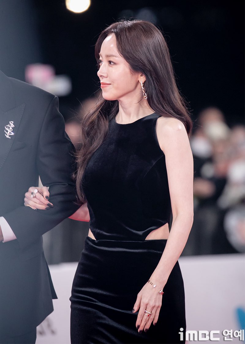 Hàn Quốc có duy nhất 1 mỹ nhân 43 tuổi mà trẻ đẹp như gái 18, đến sợi tóc cũng đẹp ngất ngây lòng người- Ảnh 4.