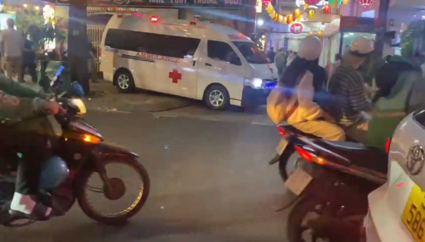 Vụ người đàn ông tử vong trong tiệm spa ở TP.HCM: Nhân viên tiết lộ diễn biến trước đó- Ảnh 2.