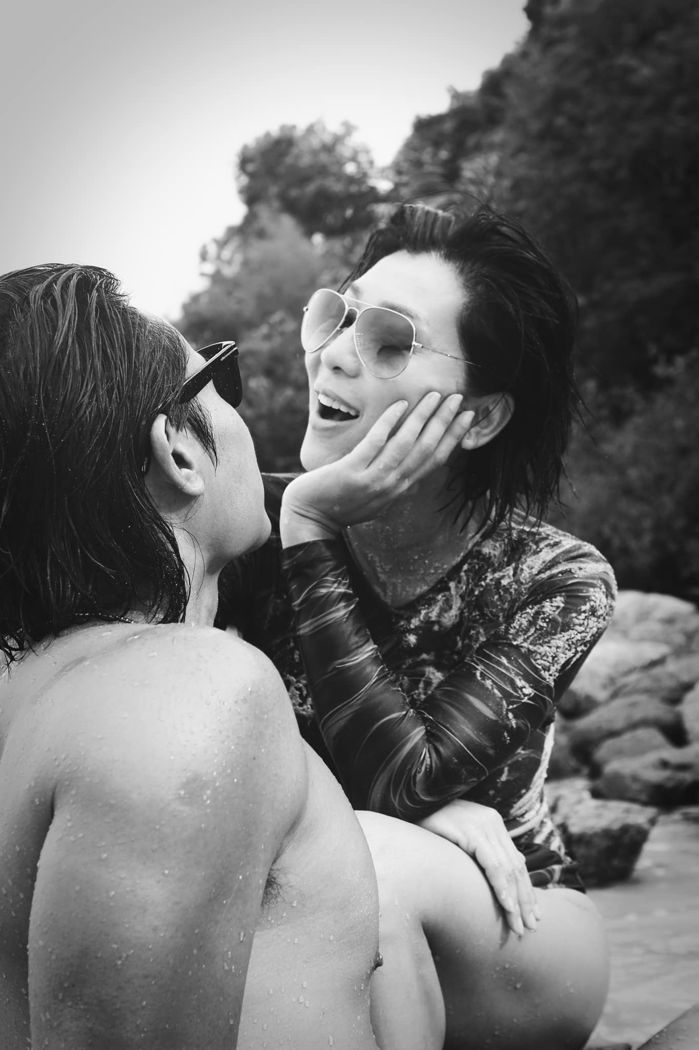 Nữ MC đình đám cầu hôn chồng cũ sau 20 năm chia tay: Từng hẹn hò trai trẻ kém 8 tuổi, 60 tuổi cực sexy- Ảnh 4.