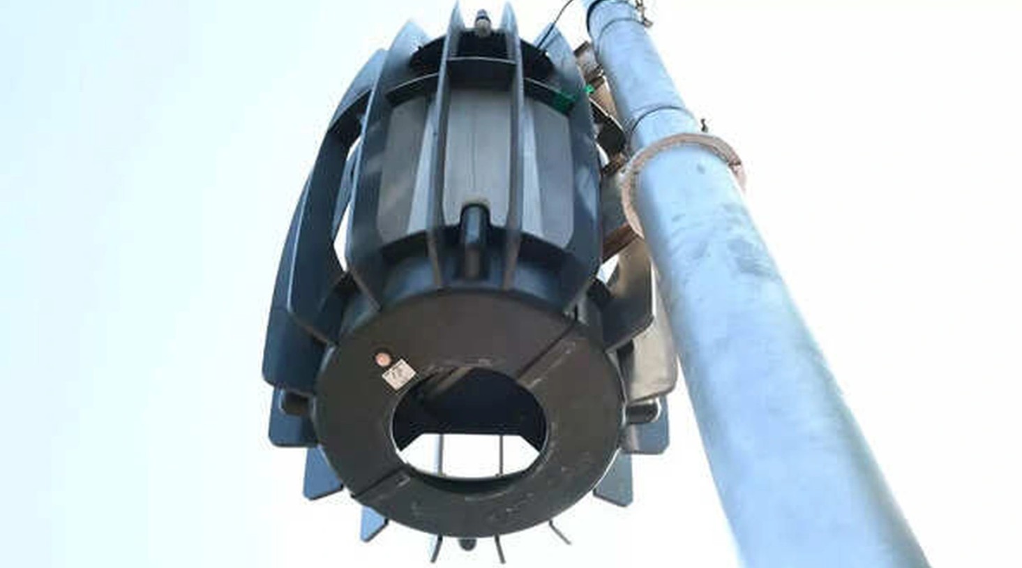 Thành phố lắp máy lọc không khí ngoài đường vì quá ô nhiễm- Ảnh 6. Thành phố lắp máy lọc không khí ngoài đường vì quá ô nhiễm- Ảnh 6.