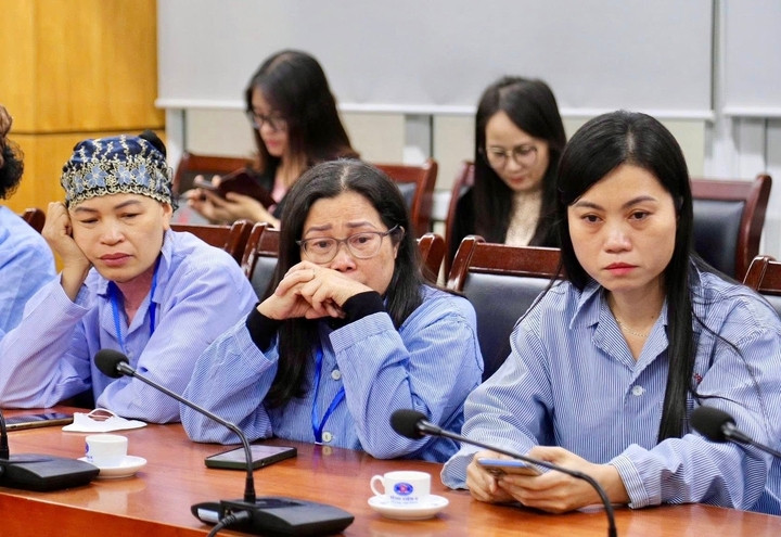 Nghẹn lòng lời chia sẻ của cô giáo mắc ung thư trong lễ tri ân 20/11- Ảnh 1.