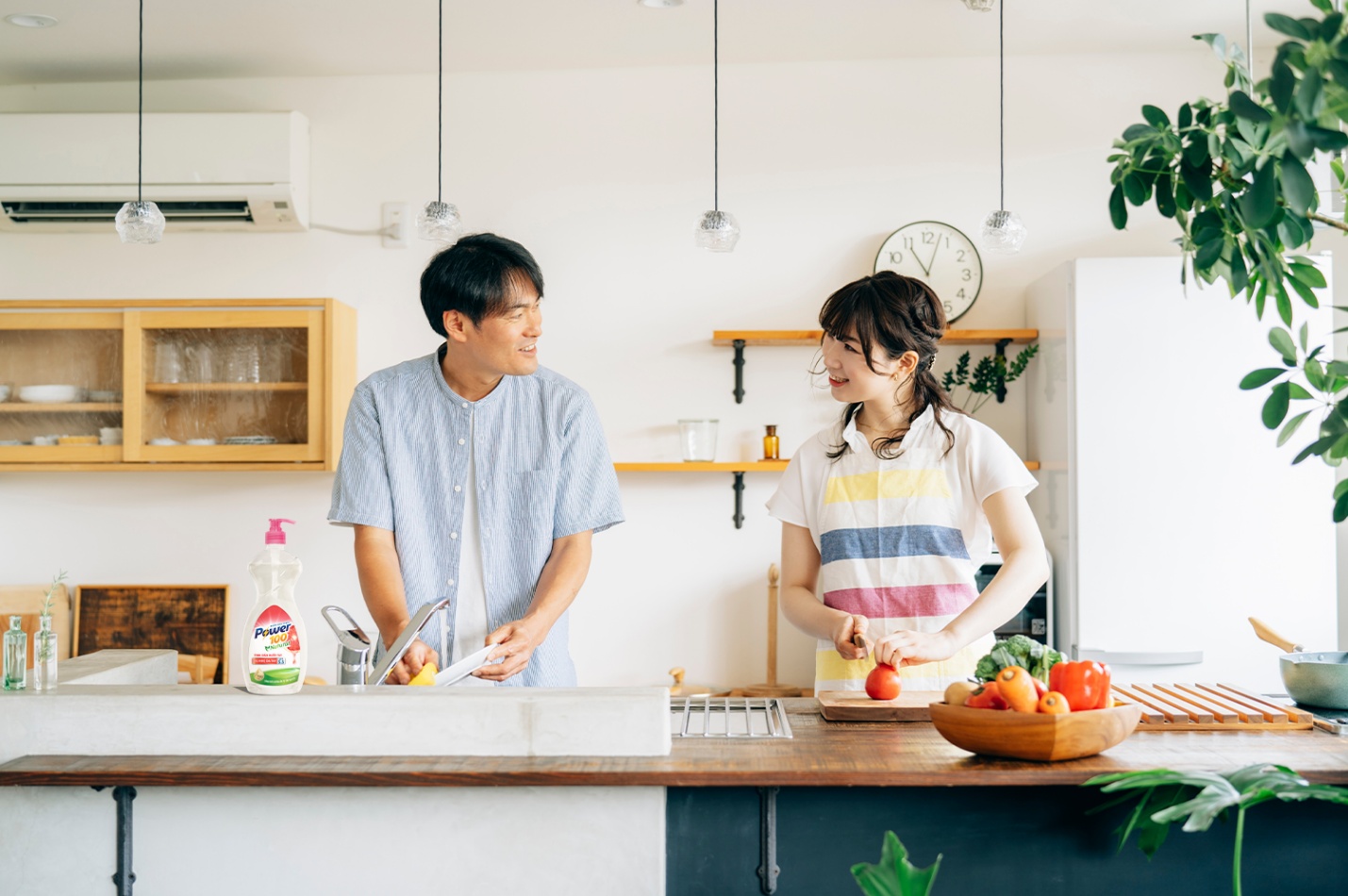 Thì ra “trai đảm trăm điểm” đang là hình mẫu “đốn tim” chị em- Ảnh 1.